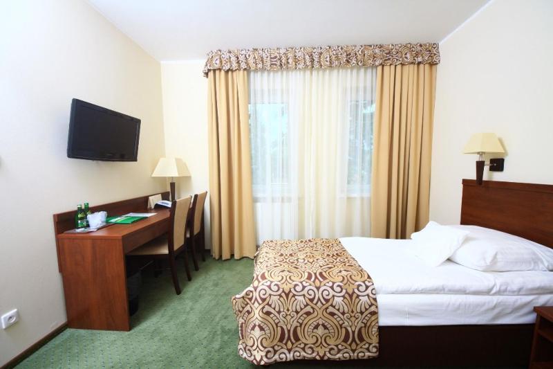 Double Room image 2
