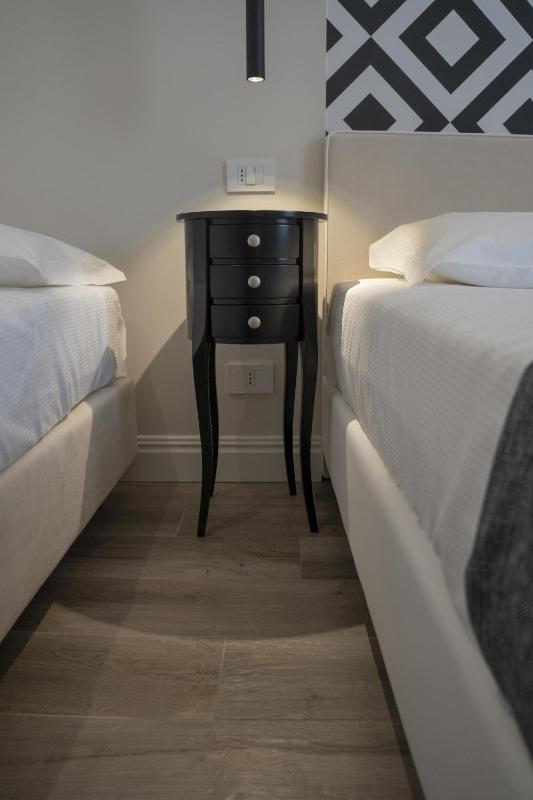 Superior Triple Room image 3