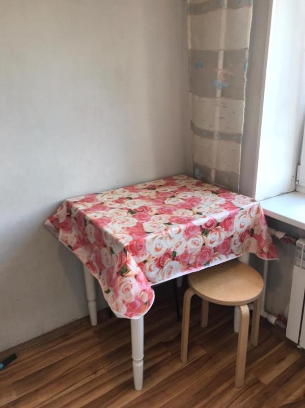 One-Bedroom Apartment image 2