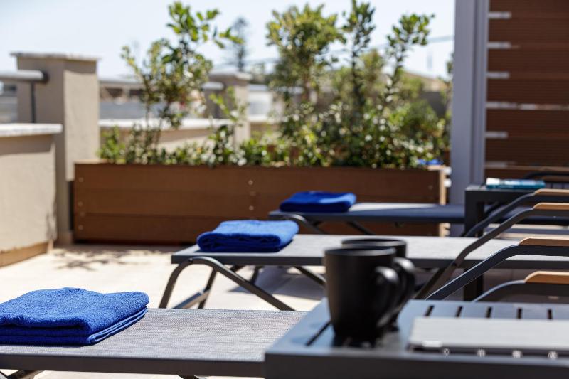 King Suite with Ocean View image 4