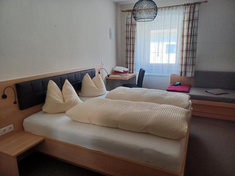 Triple Room image 4