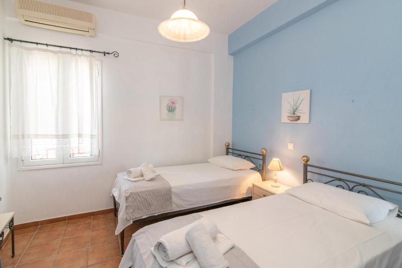 Deluxe Apartment image 1
