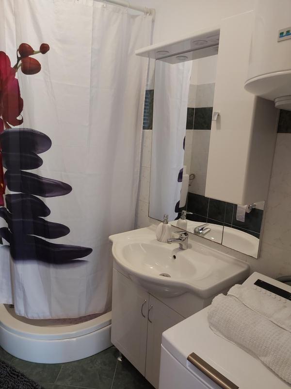 Apartment Valeria - image 35