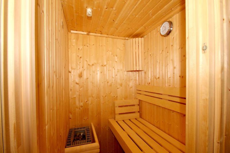Villa Antje Ferienwohnung 10 mit gratis Sauna- und Schwimmbadnutzung im AHOI Sellin - image 2