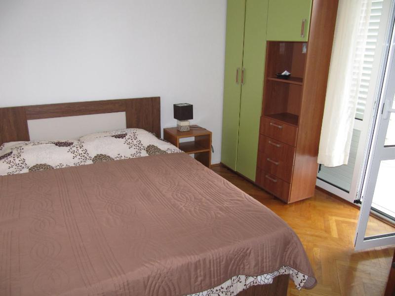 Double or Twin Room with Partial Sea View image 2