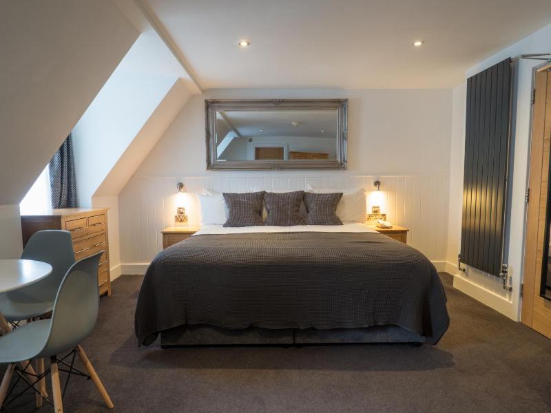 King Room image 4