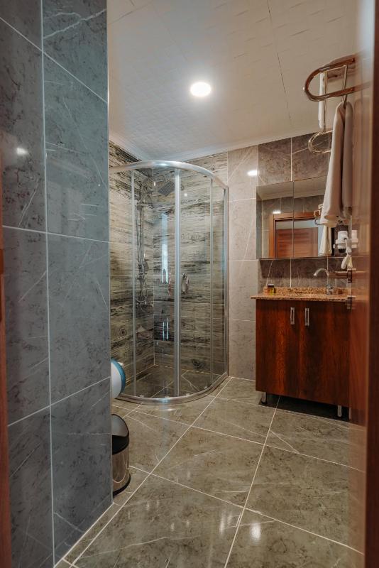 Three-Bedroom Apartment image 4