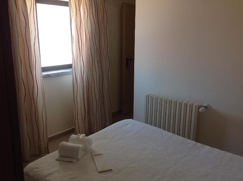 Single Room image 4