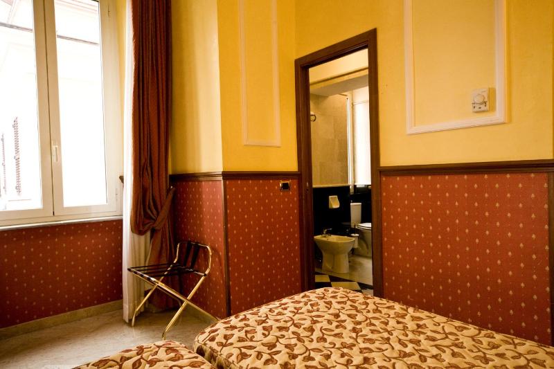 Double or Twin Room with Balcony image 2