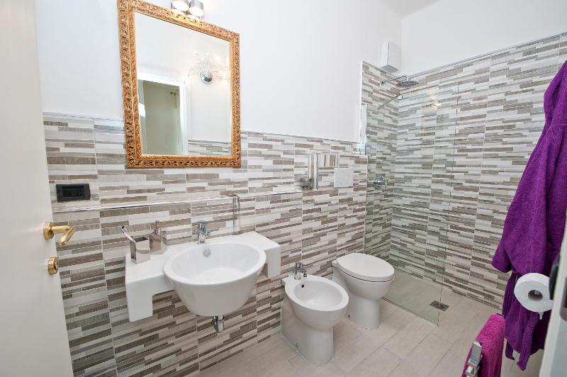 Comfort Double or Twin Room image 3