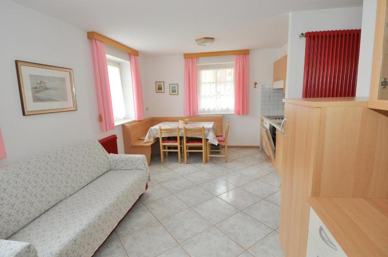 Three-Bedroom Apartment image 3