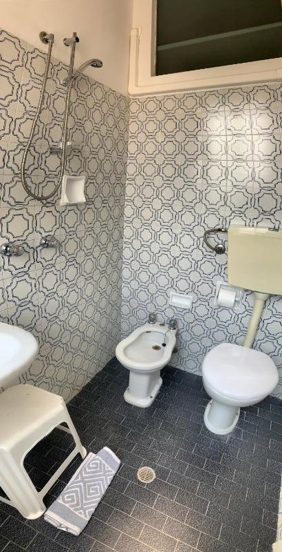 Triple Room with Bathroom image 2