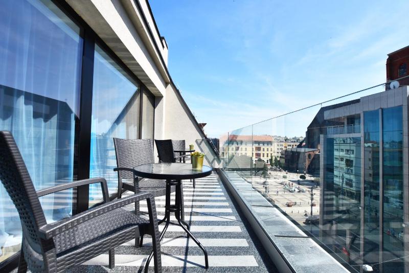 DUKES Apartments - Wita Stwosza - image 14