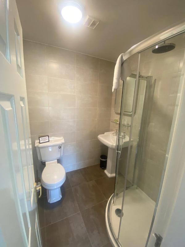 Standard Double Room image 2
