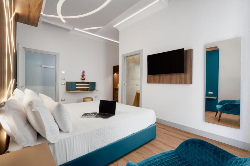 Elys Suites - image 15