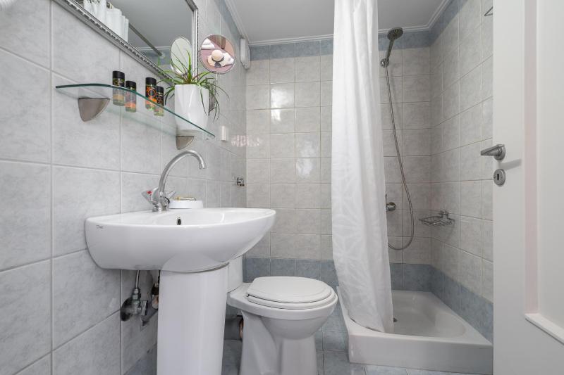 Geana Apartments - image 41