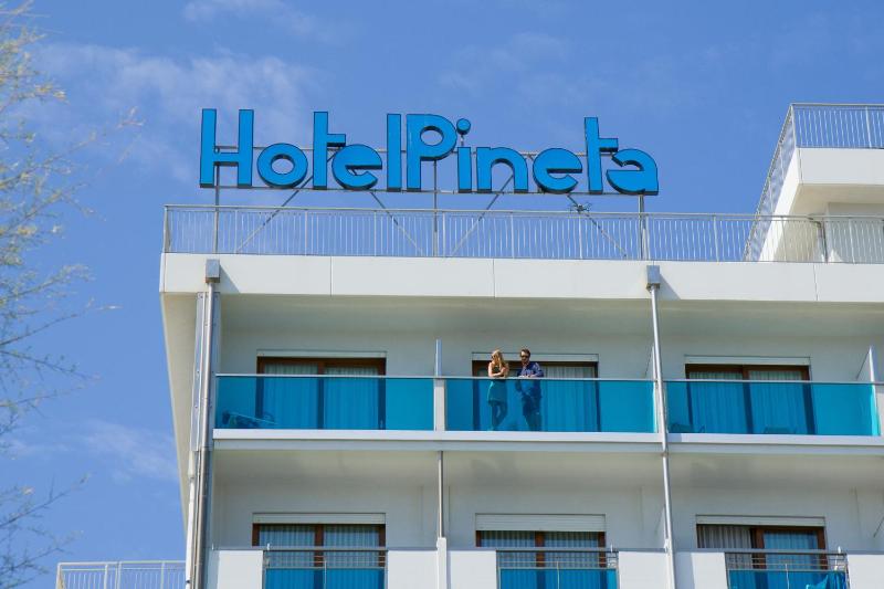 Hotel Pineta - image 12