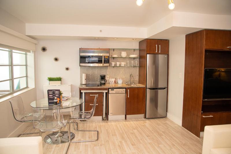 Strand Ocean Drive Suites - image 19