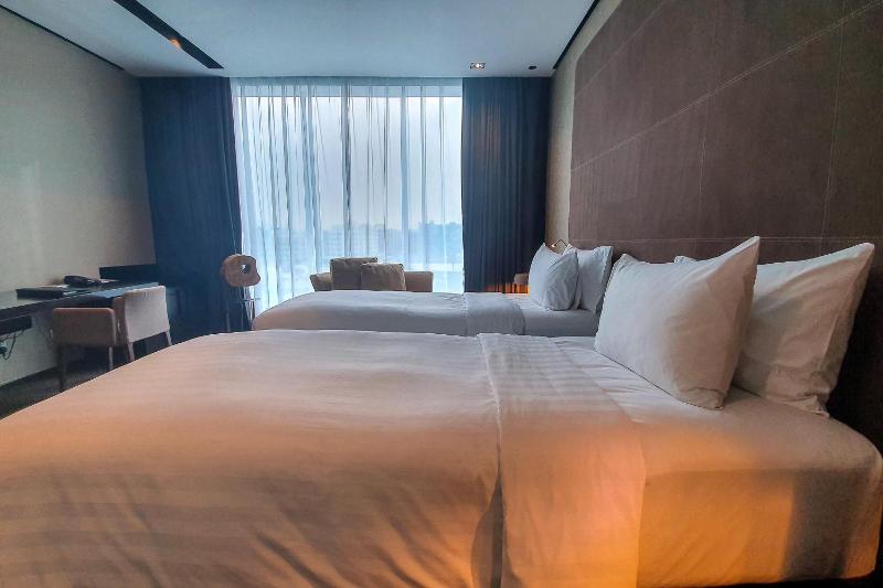 Superior Twin Room image 3