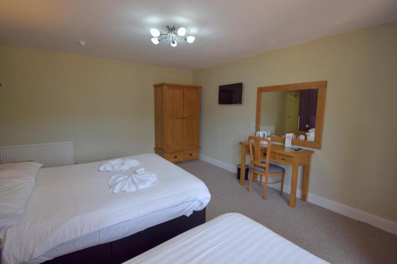 Riviera Hotel - image 12