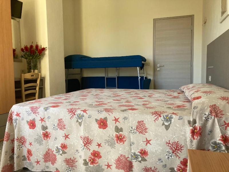 Quadruple Room image 1