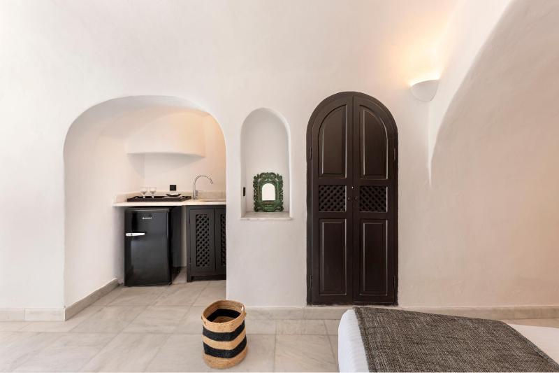 Pearl of Caldera Oia - Boutique Hotel by Pearl Hotel Collection - image 29