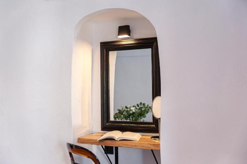 Pearl of Caldera Oia - Boutique Hotel by Pearl Hotel Collection - image 42