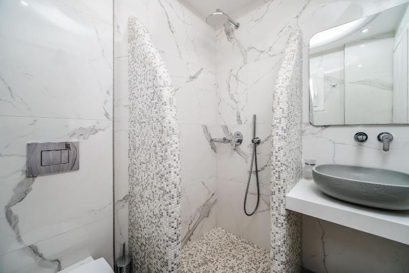 Double or Twin Room image 2
