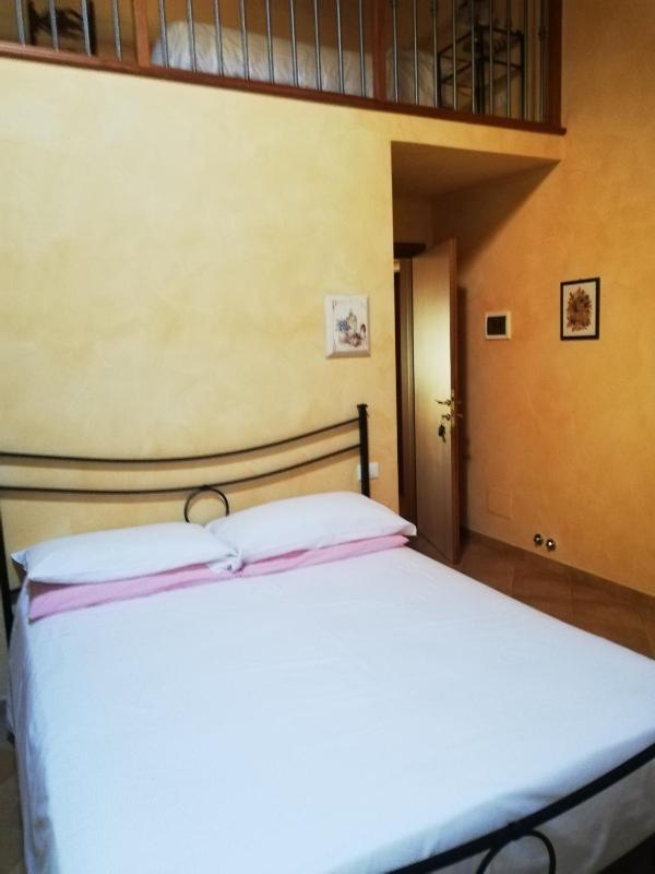 Triple Room with Garden View image 3
