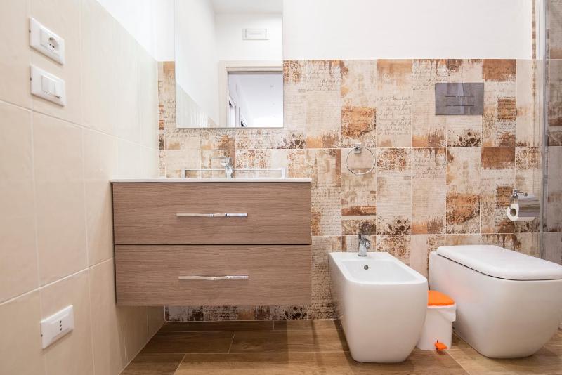 White Apartments & Spa - image 49