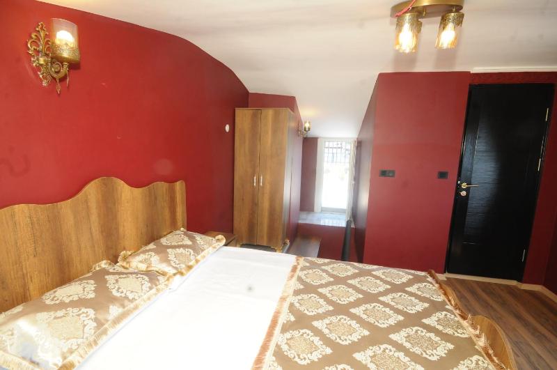 Penthouse Apartment image 3