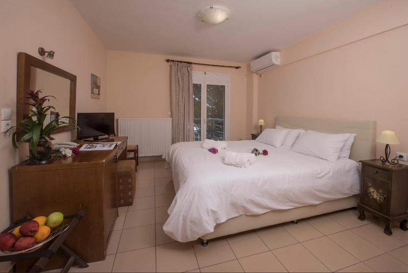 Filoxenia Hotel - image 39