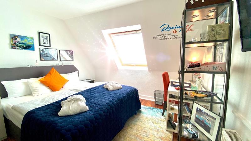 King Room image 2