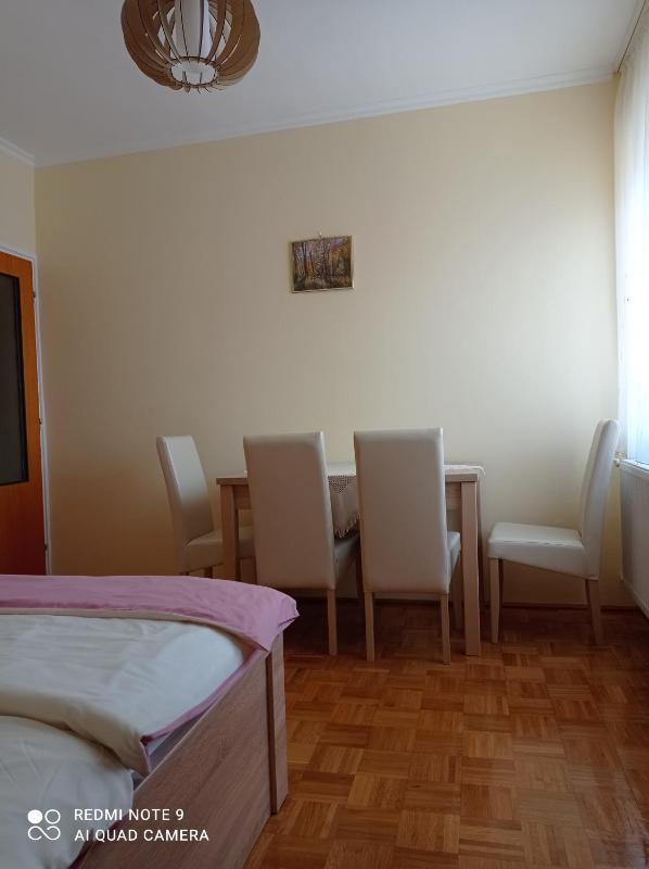 Two-Bedroom Suite image 2
