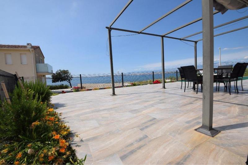 Duplex Three Bedroom Apartment image 3
