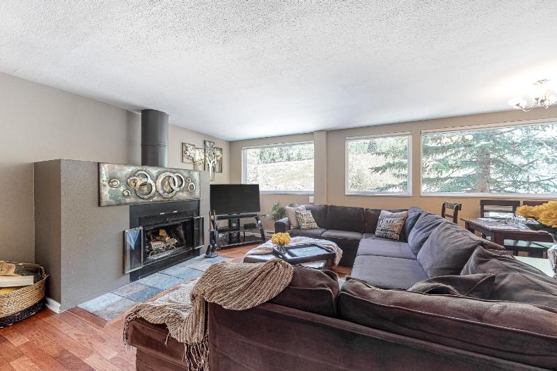 Two-Bedroom Apartment image 1