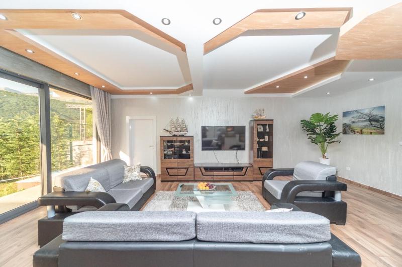 Three-Bedroom Apartment image 1