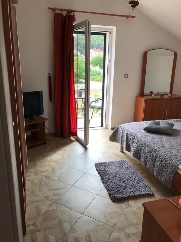 Apartment with Balcony image 4