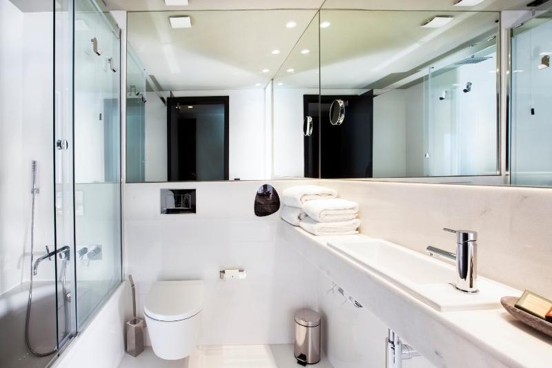 Junior Suite image 1