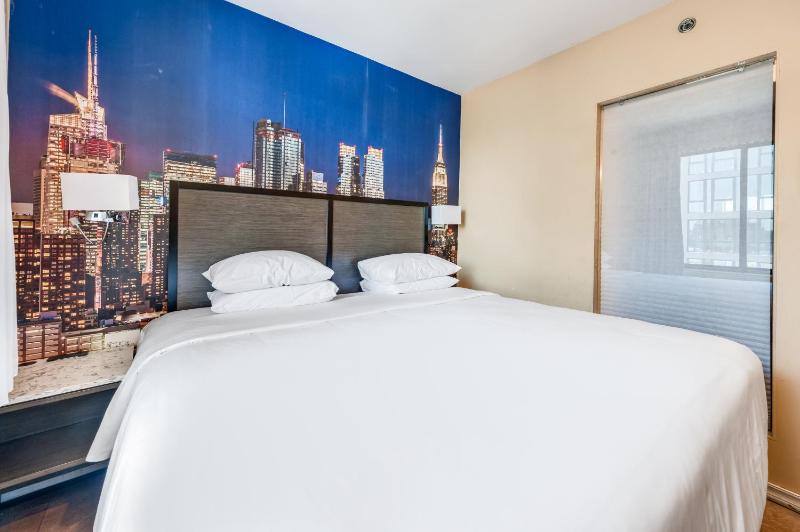 King Room image 2