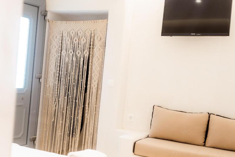 Anastasia's Visage II Stylish Accommodation Rooms City Center Mykonos - image 15