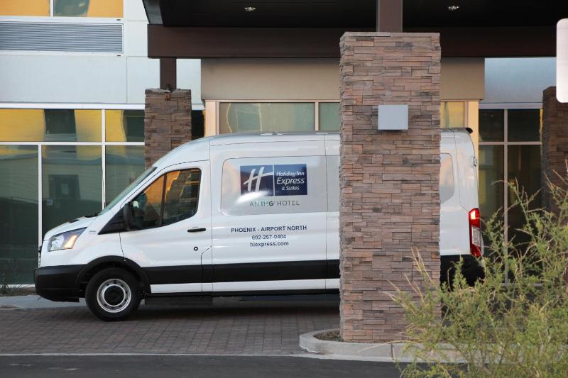 Holiday Inn Express And Suites Phoenix - Airport North By IHG - image 10