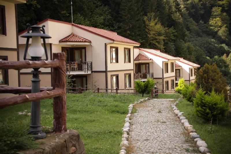 Studio Apartment image 2