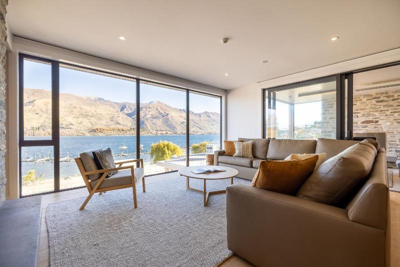 Spinnaker Apartment 5 - Christchurch Holiday Homes - image 2