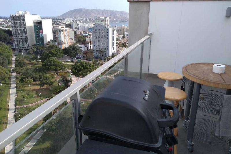 Barranco Penthouse ocean boardwalk - image 2