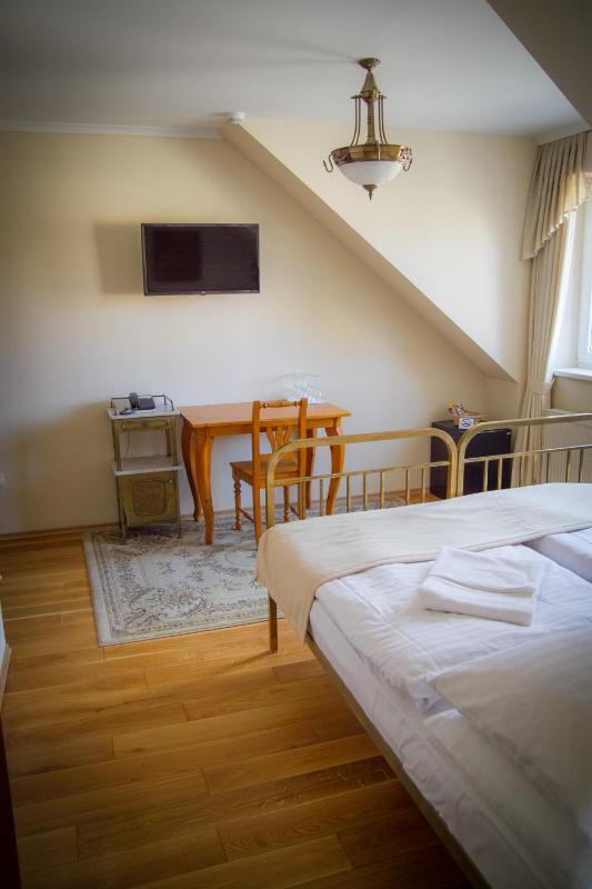 Two-Bedroom Suite image 4