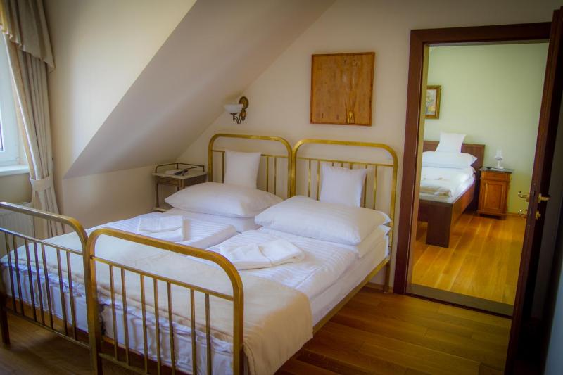 Two-Bedroom Suite image 3