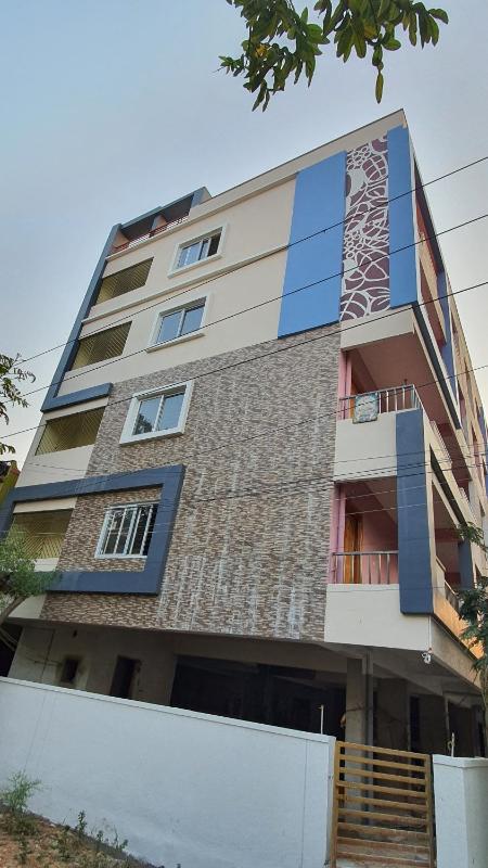 Tirupati Homestay - 2BHK AC Family Apartments near Alipiri and Kapilatheertham - Walk to A2B Veg Restaurant - WiFi - Android TV - Easy access to Tirumala - image 7