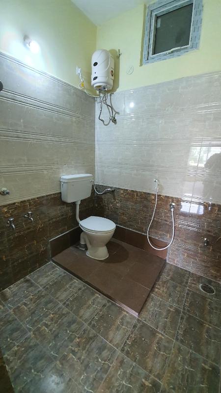 Tirupati Homestay - 2BHK AC Family Apartments near Alipiri and Kapilatheertham - Walk to A2B Veg Restaurant - WiFi - Android TV - Easy access to Tirumala - image 11