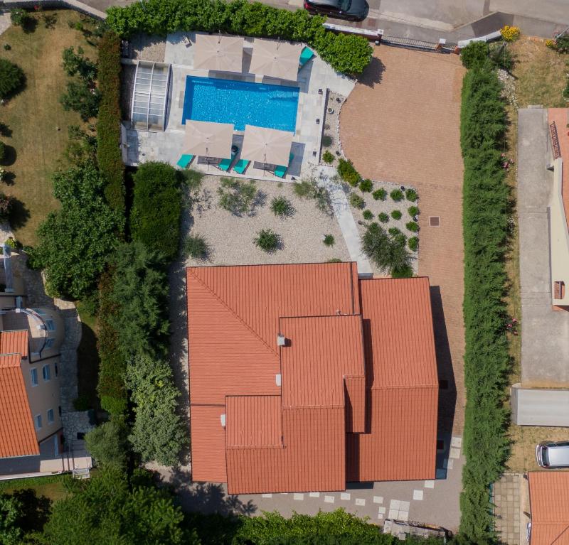 Three-Bedroom Villa image 3